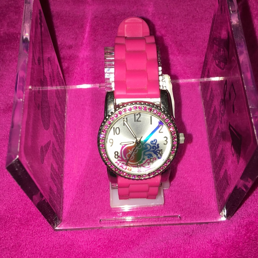 Glee Watch